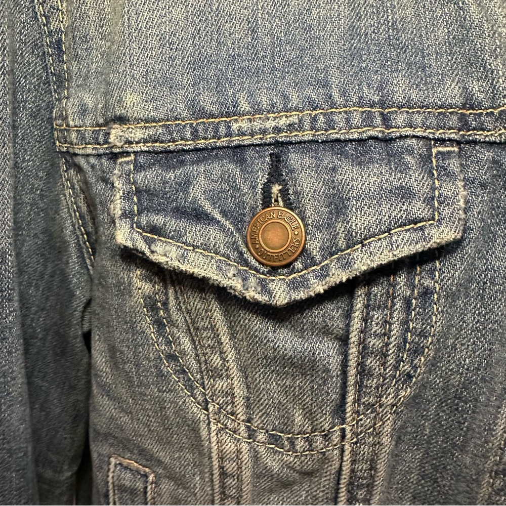 🌹VINTAGE American Eagle Outfitters • Cool Classic Light Blue Jean Jacket - Picture 12 of 14